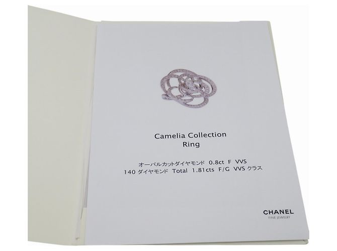 CHANEL Kamelien-Ovalring aus Weißgold - Ansicht 5