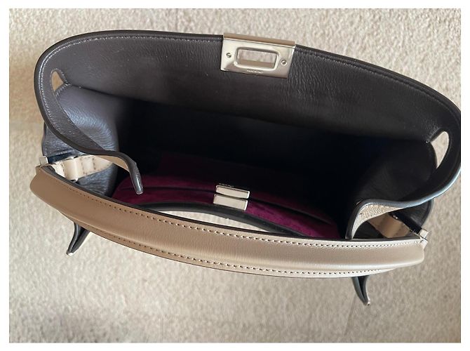 Fendi Peekaboo X-lite Medio Beige con Interno Viola Prugna Marrone scuro - vista 16