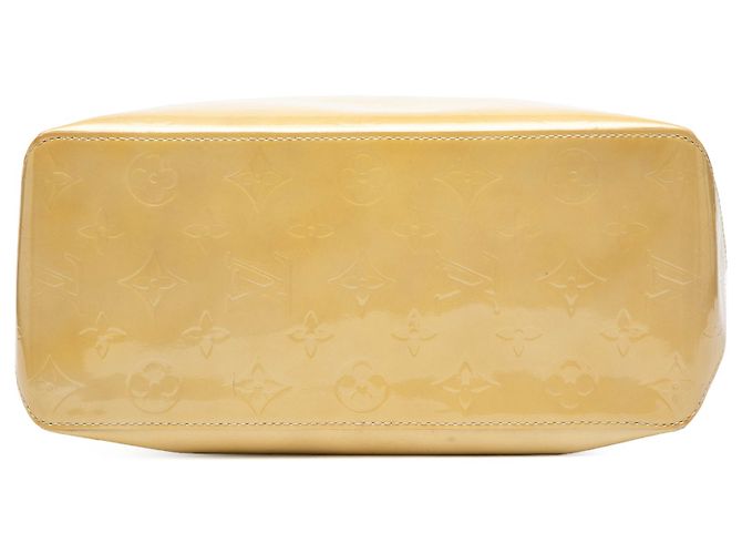 Louis Vuitton Borsa Reade MM in Vernis Monogram Marrone Beige - vista 3