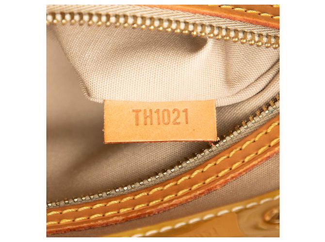 Louis Vuitton Borsa Reade MM in Vernis Monogram Marrone Beige - vista 6