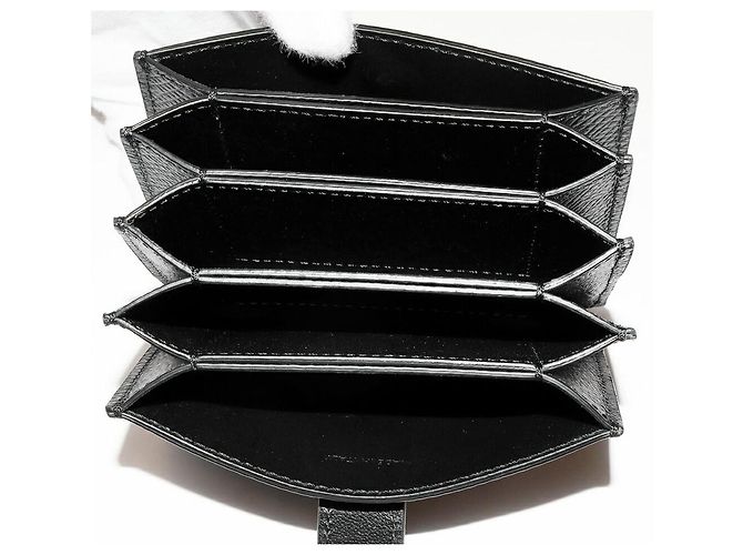 Céline Tarjetero Acordeón Celine en Piel Negro - vista 3