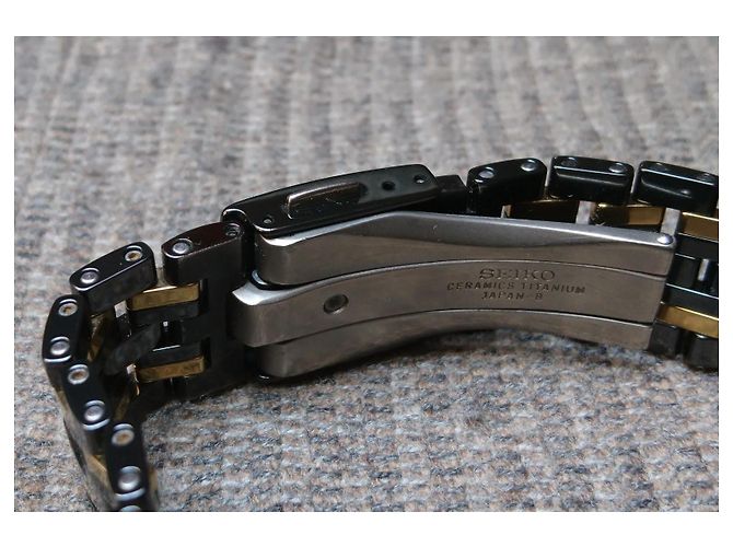 Relógio híbrido automático/quartz Seiko Laurel Kinetic ref. 4M61-0100 Preto Dourado - vista 10