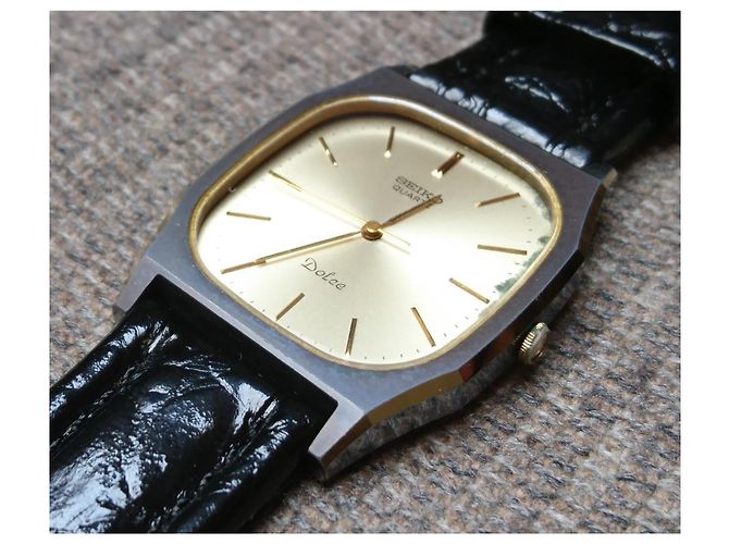 Relógio de quartzo Seiko Dolce ref. 5931-5420 Preto Prata Dourado - vista 4
