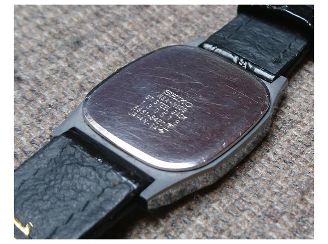Relógio de quartzo Seiko Dolce ref. 5931-5420 Preto Prata Dourado - vista 5