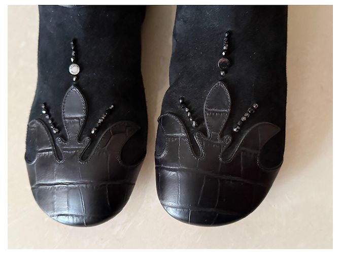 Bottines Louis Vuitton en cuir noir - vue 6