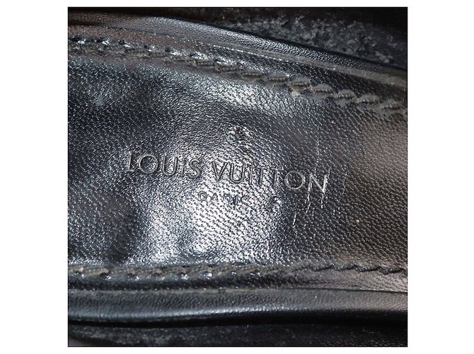 Schwarze/braune Leder- und Monogramm-Canvas-Pumps mit spitzem Blockabsatz von Louis Vuitton - Ansicht 6