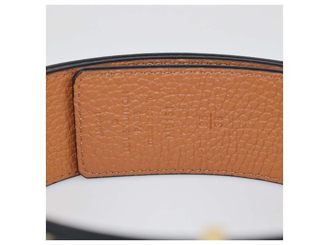 Louis Vuitton Black/Brown Leather LV Initiales Reversible Belt - view 6