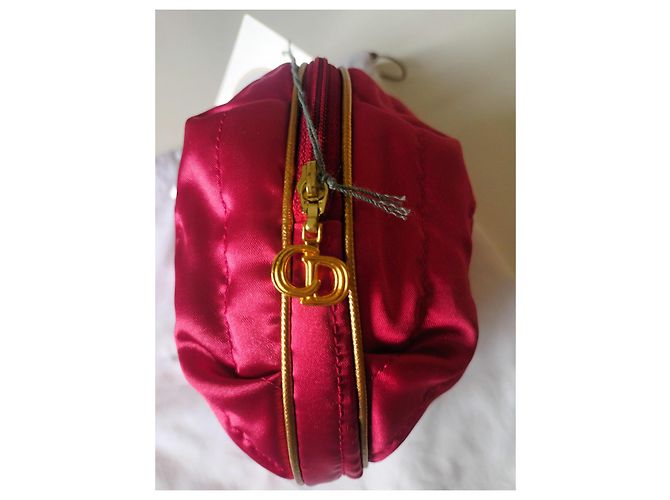 Clutch Christian Dior in raso rosso - vista 3
