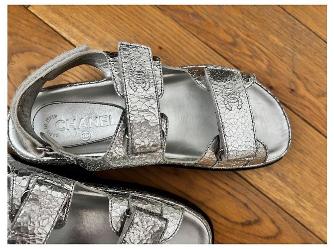Cambon Sandales Dad Chanel argent cuir Argenté - vue 6
