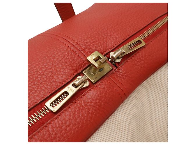 Borsa Boston/Voyage Hermès Victoria 50 in beige e rosso - vista 6