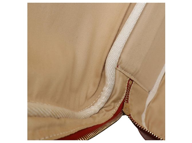 Borsa Boston/Voyage Hermès Victoria 50 in beige e rosso - vista 9