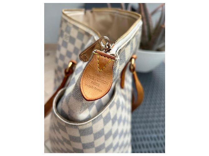 Louis Vuitton Totally MM Bianco Blu - vista 3