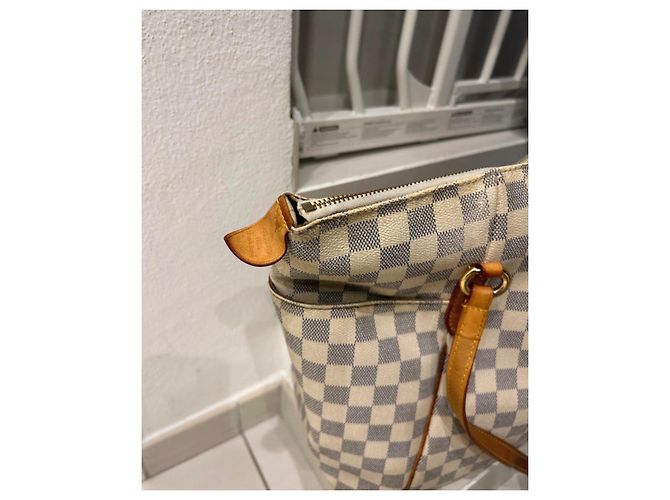 Louis Vuitton Totally MM Bianco Blu - vista 7