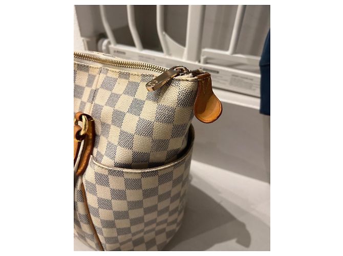 Louis Vuitton Totally MM Bianco Blu - vista 8