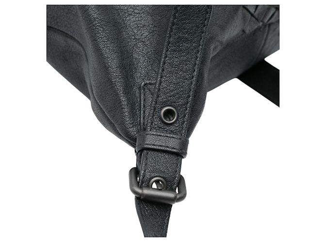 Schwarzer Nappa Intrecciato Drawstring Rucksack von Bottega Veneta - Ansicht 11