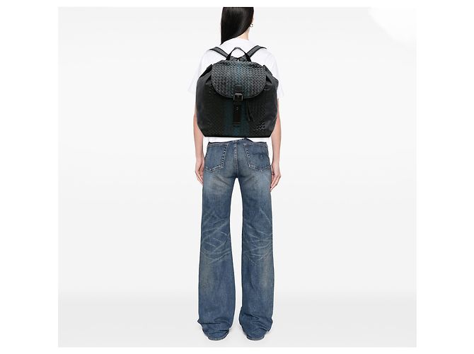Schwarzer Nappa Intrecciato Drawstring Rucksack von Bottega Veneta - Ansicht 12