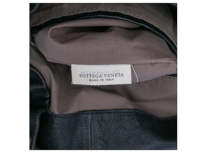 Schwarzer Nappa Intrecciato Drawstring Rucksack von Bottega Veneta - Ansicht 6