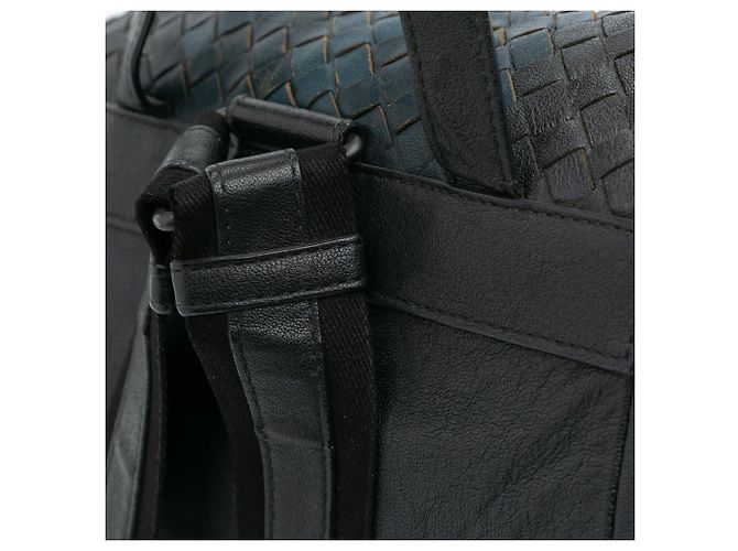 Schwarzer Nappa Intrecciato Drawstring Rucksack von Bottega Veneta - Ansicht 9