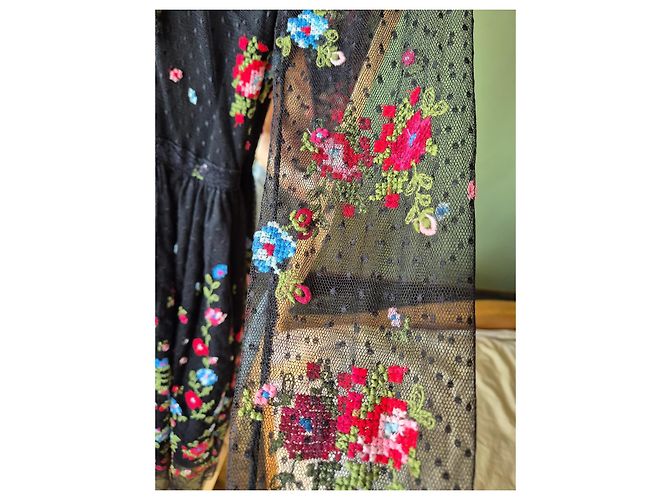 Vestido Ermanno Scervino de tul negro con bordados florales - vista 3