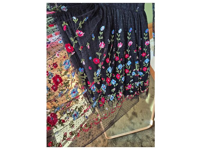 Vestido Ermanno Scervino de tul negro con bordados florales - vista 4