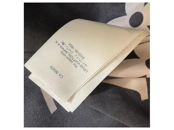 Louis Vuitton Monogramm Seidenbluse Schwarz - Ansicht 6