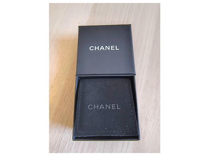 Orecchini Quadrati Neri Chanel Nero Argento - vista 11