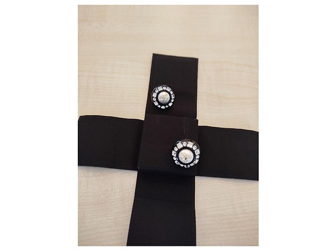Orecchini Rotondi in Strass di Chanel Nero - vista 7