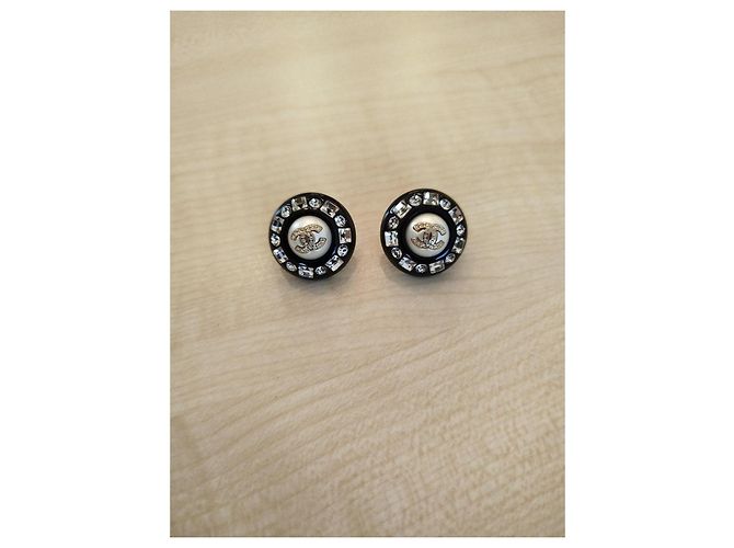 Orecchini Rotondi in Strass di Chanel Nero - vista 9