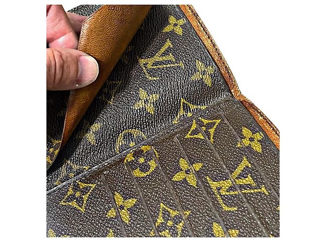 Louis Vuitton Purses, wallets, cases Brown - view 7