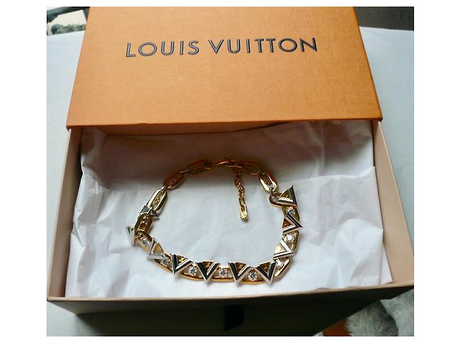 COLLAR LOUIS VUITTON V FOR VUITTON M02271 Gold hardware - vista 2