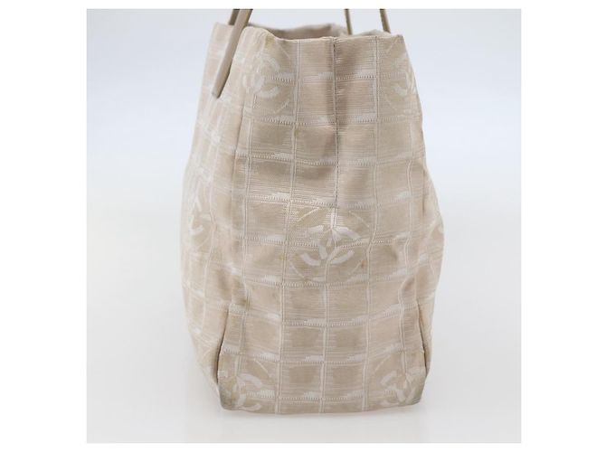 Borsa da viaggio in nylon media di Chanel Beige - vista 3