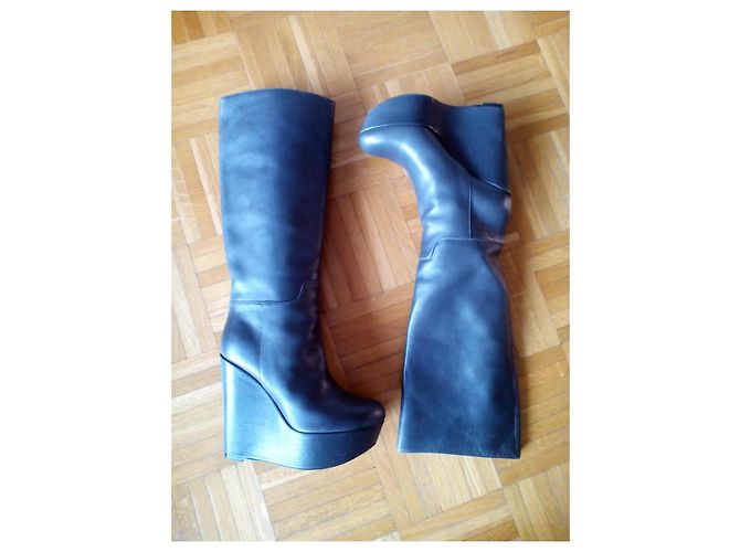 Diego Dolcini DOLCE & GABBANA BOTAS DE CUERO CON PLATAFORMA. Caqui - vista 7
