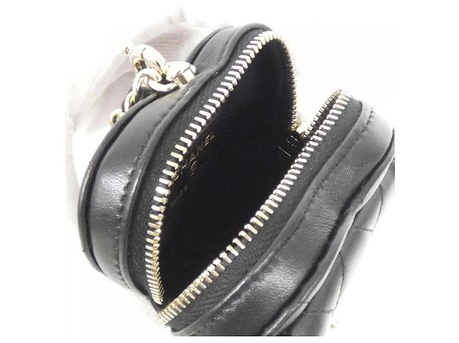Charm per borsa Chanel AP4838 Nero - vista 6
