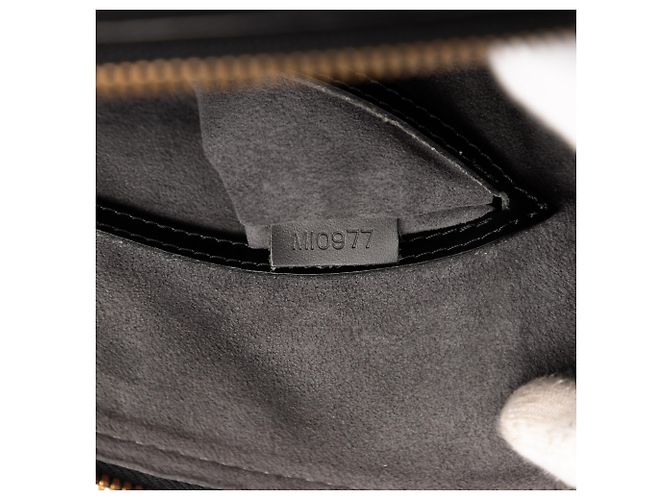Louis Vuitton Alma PM in Epi Nero - vista 6