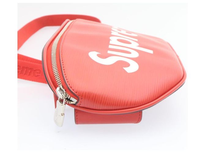 Sac à taille Louis Vuitton x Supreme en cuir Epi Rouge - vue 3