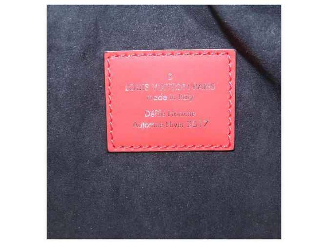 Sac à taille Louis Vuitton x Supreme en cuir Epi Rouge - vue 6