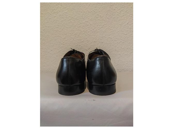 Christian Louboutin Greggo Scarpe Stringate in Pelle Nera Nero - vista 4