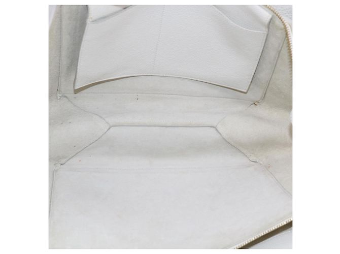 Céline Celine Tri-Fold aus genarbtem Kalbsleder Medium Weiß - Ansicht 5