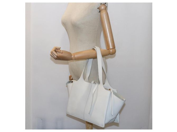 Céline Celine Tri-Fold aus genarbtem Kalbsleder Medium Weiß - Ansicht 7