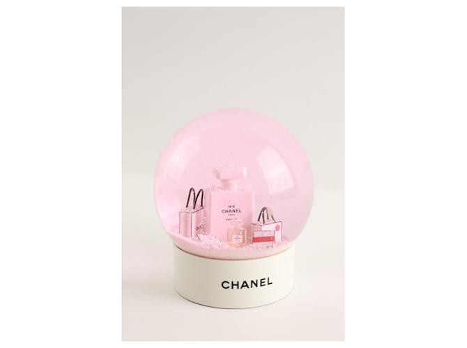 Chanel Decoración Rosa - vista 3