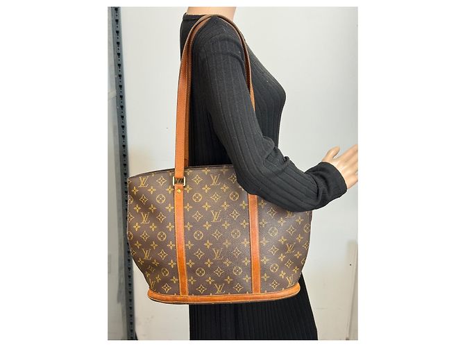 Borsa a spalla e tote autentica Louis Vuitton Babylone in monogramma marrone 276 - vista 9