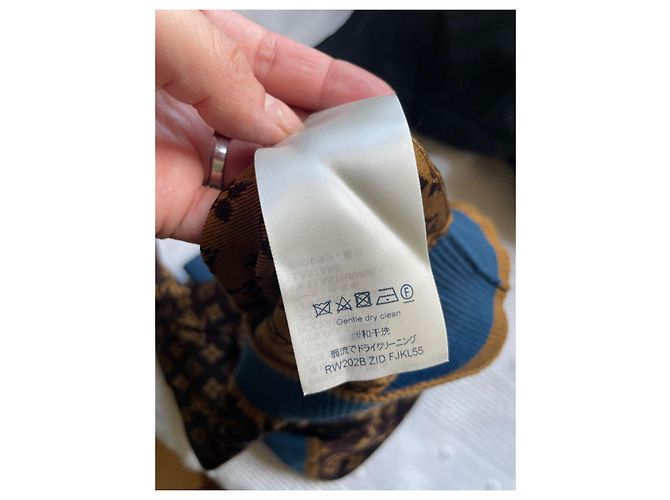 Pull à col roulé Louis Vuitton Monogramme LV Marron Soie - vue 7
