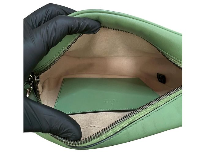 Gucci GG Marmont gesteppte Leder Schultertasche mit Kette Grün - Ansicht 9
