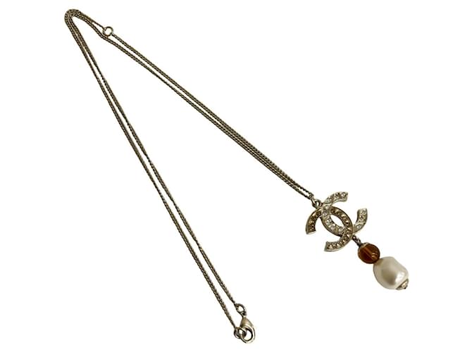 Collana Chanel Coco Mark con strass e perle finte Marrone Bianco D'oro - vista 4