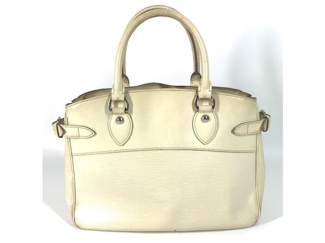 Louis Vuitton Epi Passy PM Tote Bag Weiß Aus weiß - Ansicht 2