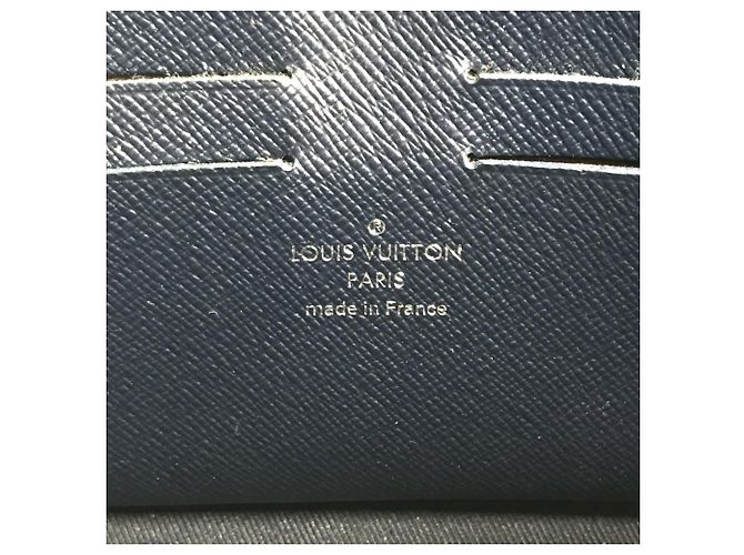 Pochette Kasai in Taiga di Louis Vuitton Blu navy - vista 13