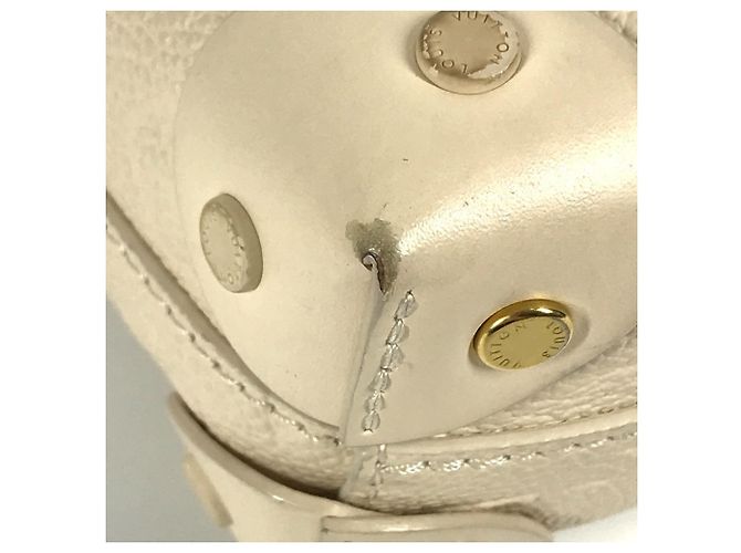 Borsa Box Souple Petite Malle Monogram Empreinte Louis Vuitton Bianco - vista 9