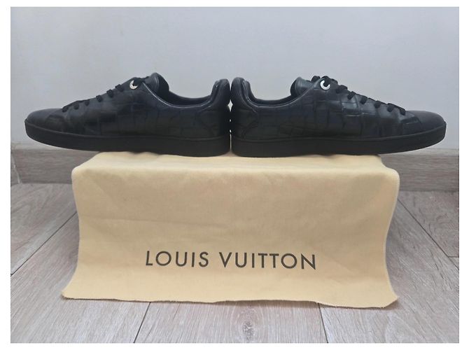 Sneaker Louis Vuitton Frontrow Pelle Coccodrillo Nera Nero - vista 12