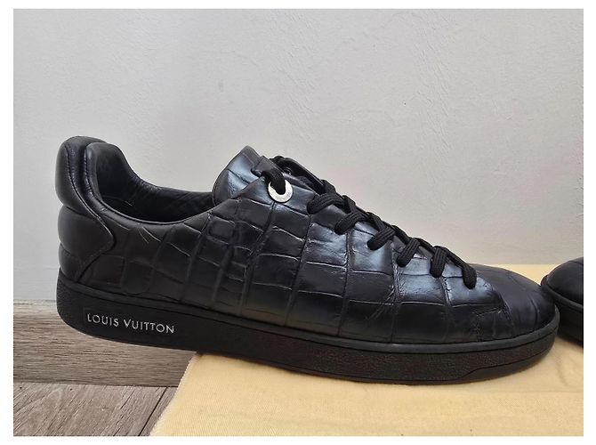 Sneaker Louis Vuitton Frontrow Pelle Coccodrillo Nera Nero - vista 17