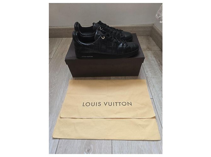 Sneaker Louis Vuitton Frontrow Pelle Coccodrillo Nera Nero - vista 2